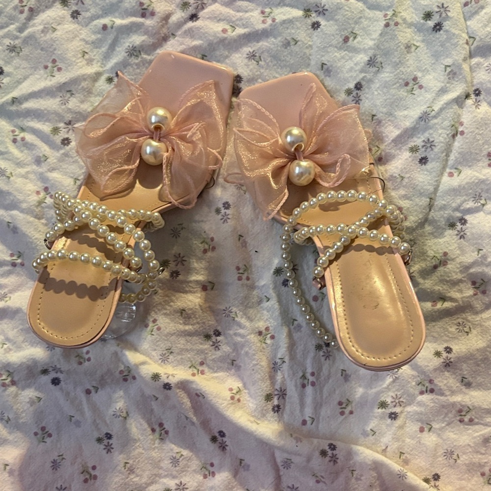 Elegant Pink Pearl Embellished Sandals